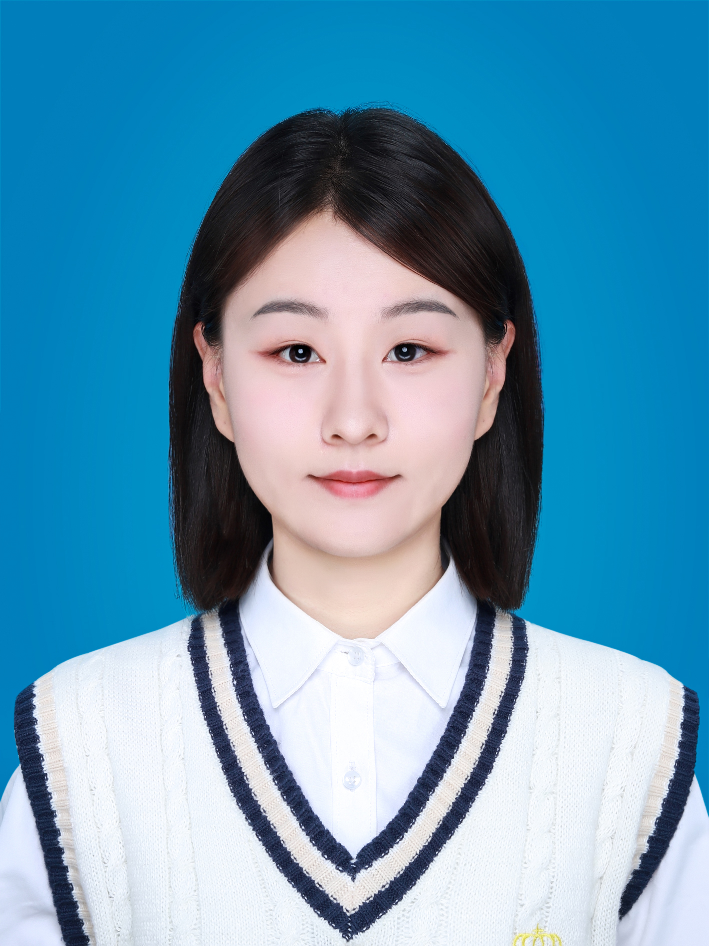 王雪（23级硕士）
